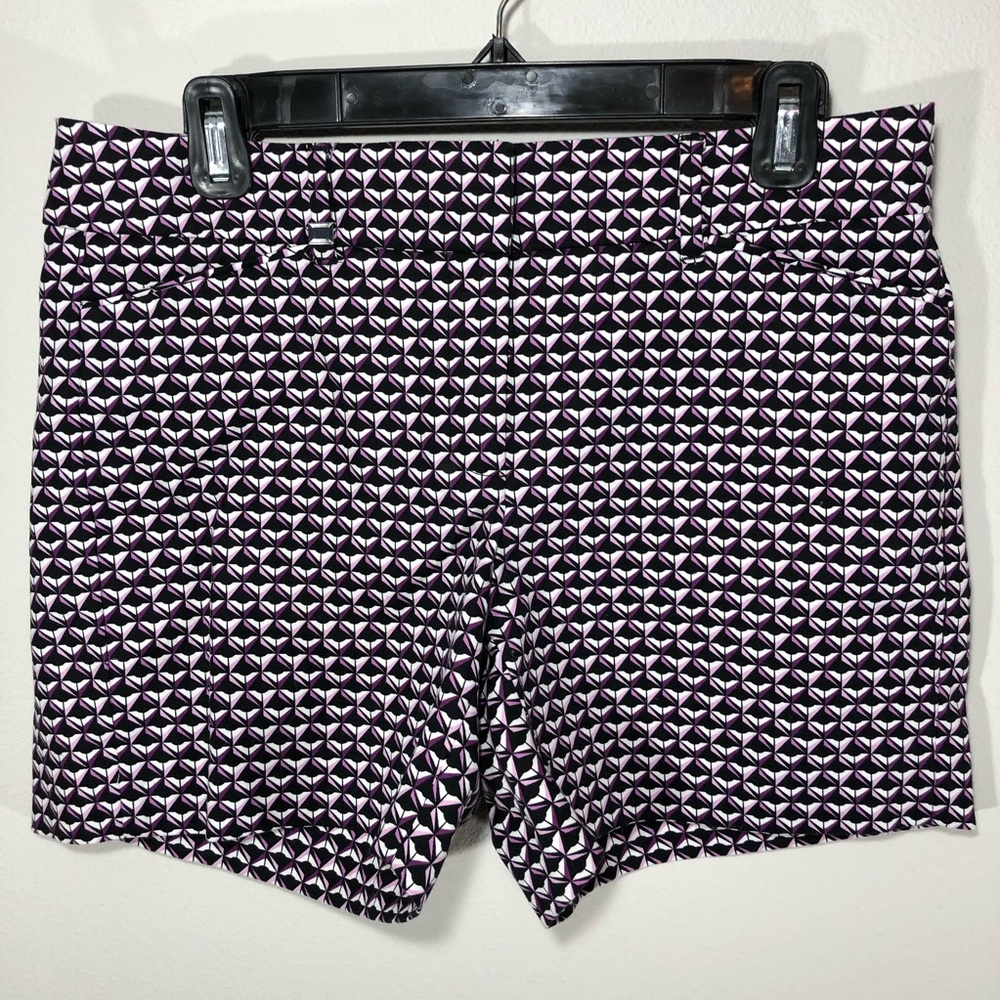 White House Black Market Geometric Size 4 Shorts